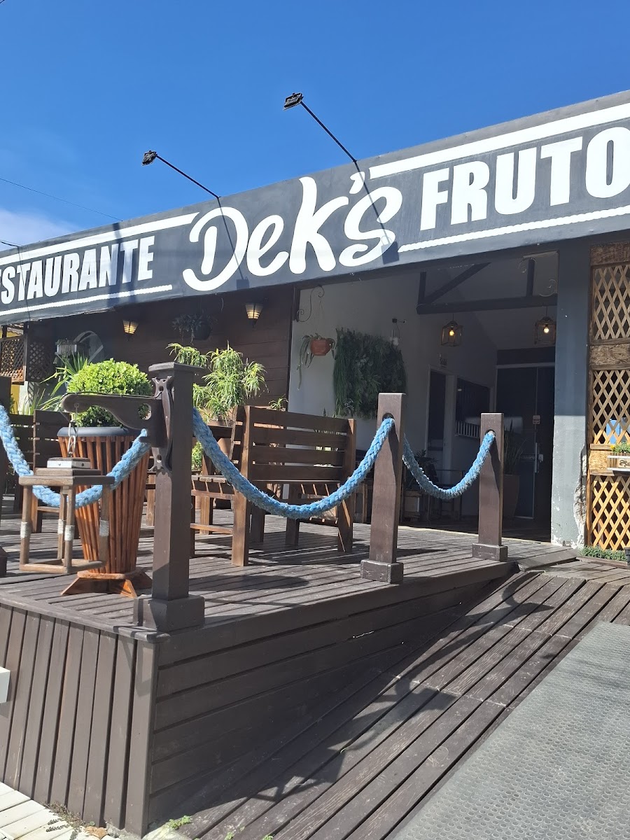 Dek's Restaurante E Petiscaria